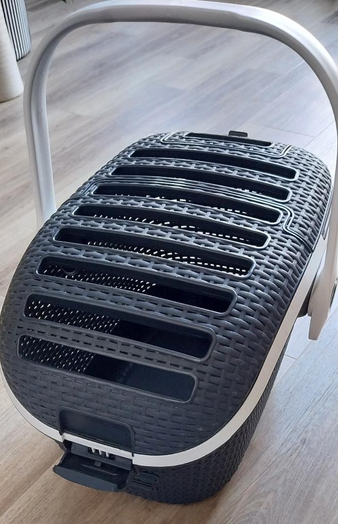 katten draagmand Curver maxi cosi model, Dieren en Toebehoren, Katten-accessoires, Zo goed als nieuw, Ophalen