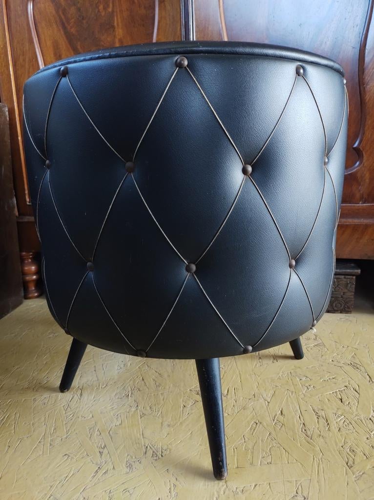 Zwarte poef naaibox sixties of seventies, Ophalen, Zo goed als nieuw, Rond, Minder dan 50 cm