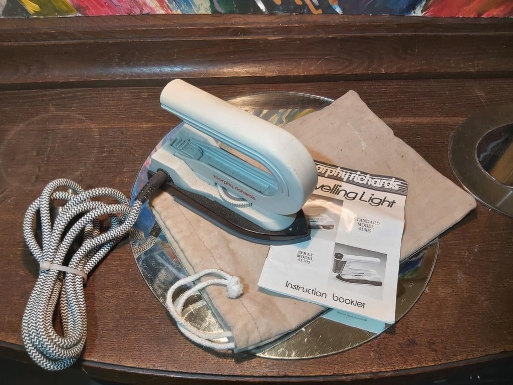 Mini vakantie/camping Strijkijzer: 125W, draagzak ongebruikt, Ophalen of Verzenden, Zo goed als nieuw, Nb, Nb