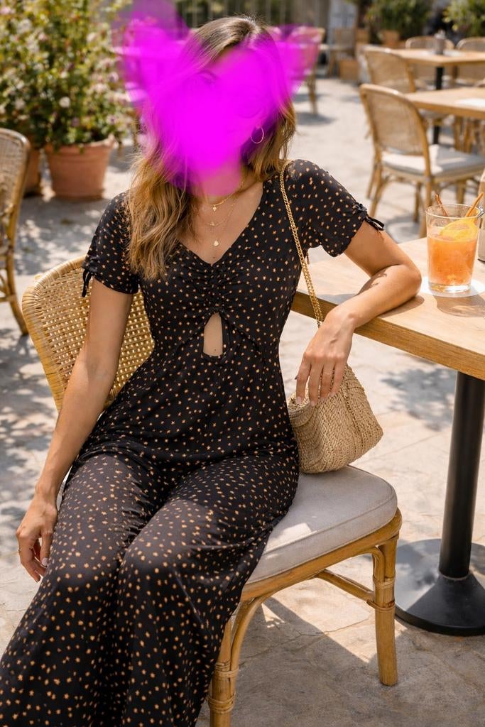 Zomerse jumpsuit met sterrenprint - Bershka (maat S), Kleding | Dames, Jumpsuits, Zwart, Zo goed als nieuw, Maat 36 (S), Bershka