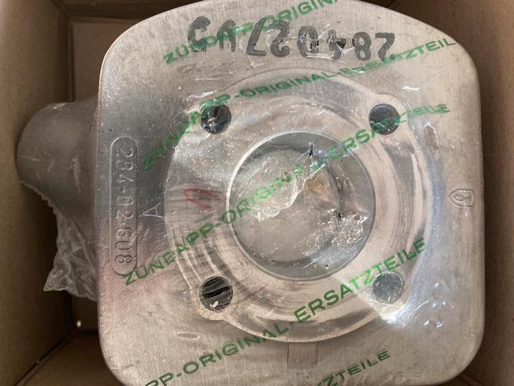 Zundapp 284 02 608 snelle cilinder te koop gevraagd, Fietsen en Brommers, Brommeronderdelen | Zundapp, Zo goed als nieuw, Cilinder