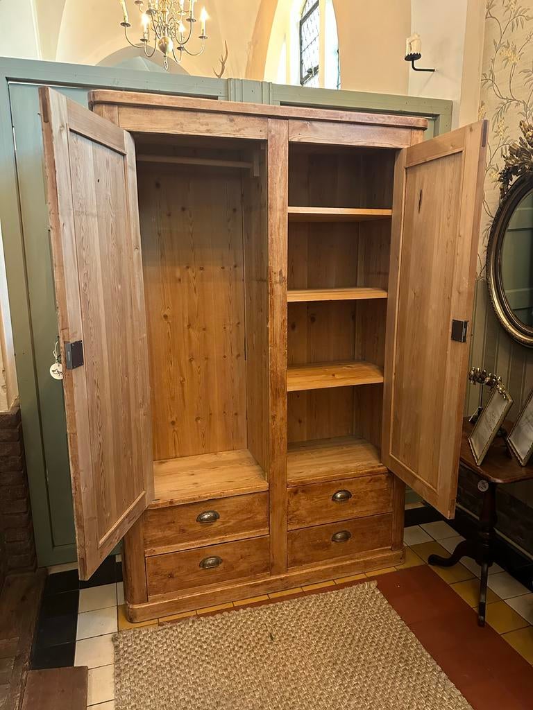 Massief houten kast met hang- en legruimte, Huis en Inrichting, Kasten | Kledingkasten, Gebruikt, 200 cm of meer, 100 tot 150 cm