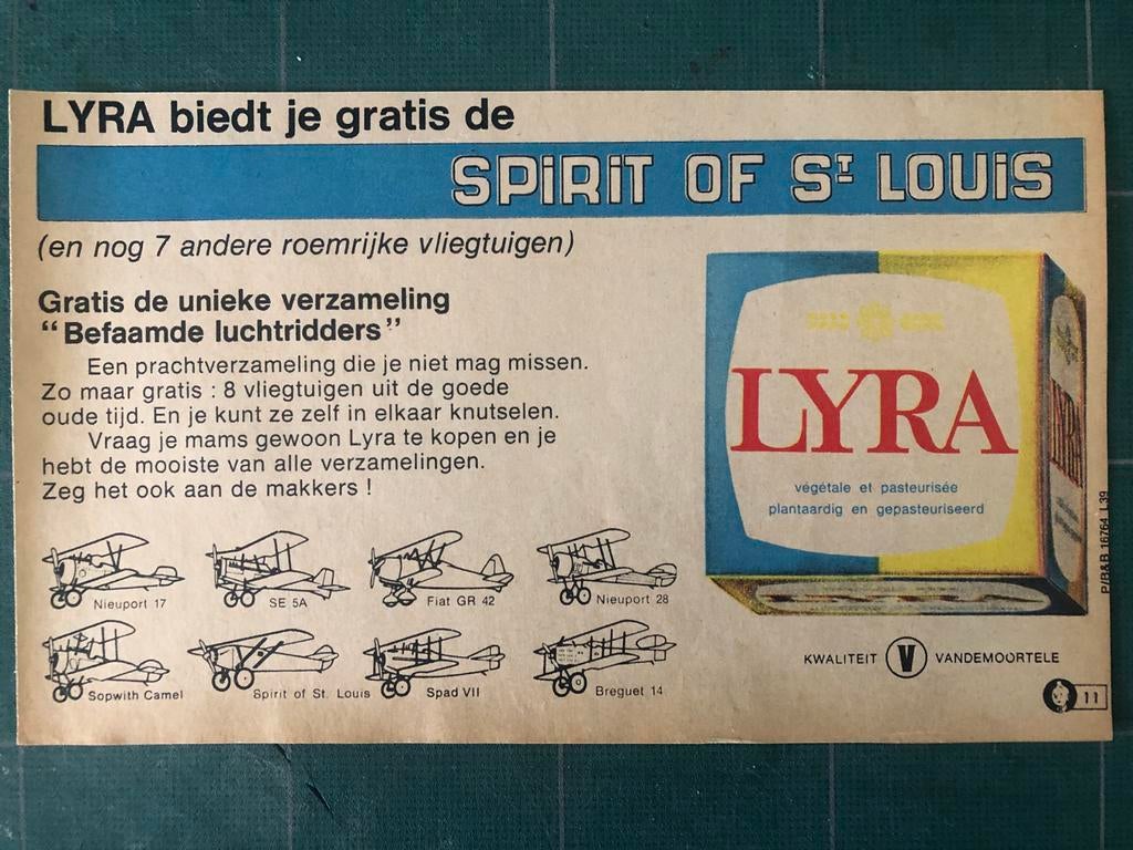 Vintage Lyra Reclame: Spirit of St. Louis Vliegtuig, Verzamelen, Ophalen of Verzenden, Overige figuren, Gebruikt, Papier, Kaart of Schrift