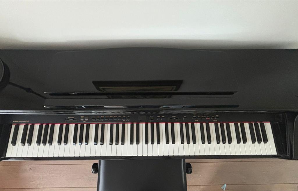 Kawai CN31 Digitale Piano Zwart hoogglans, Muziek en Instrumenten, Piano's, Ophalen, Zwart, Digitaal, Zo goed als nieuw