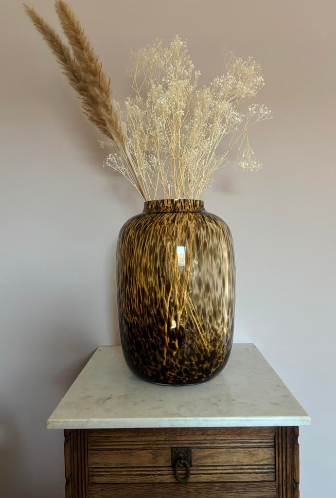 Vase the world | Artic Cheetah vaas | als nieuw!, Huis en Inrichting, Woonaccessoires | Vazen, Ophalen, Overige kleuren, Minder dan 50 cm