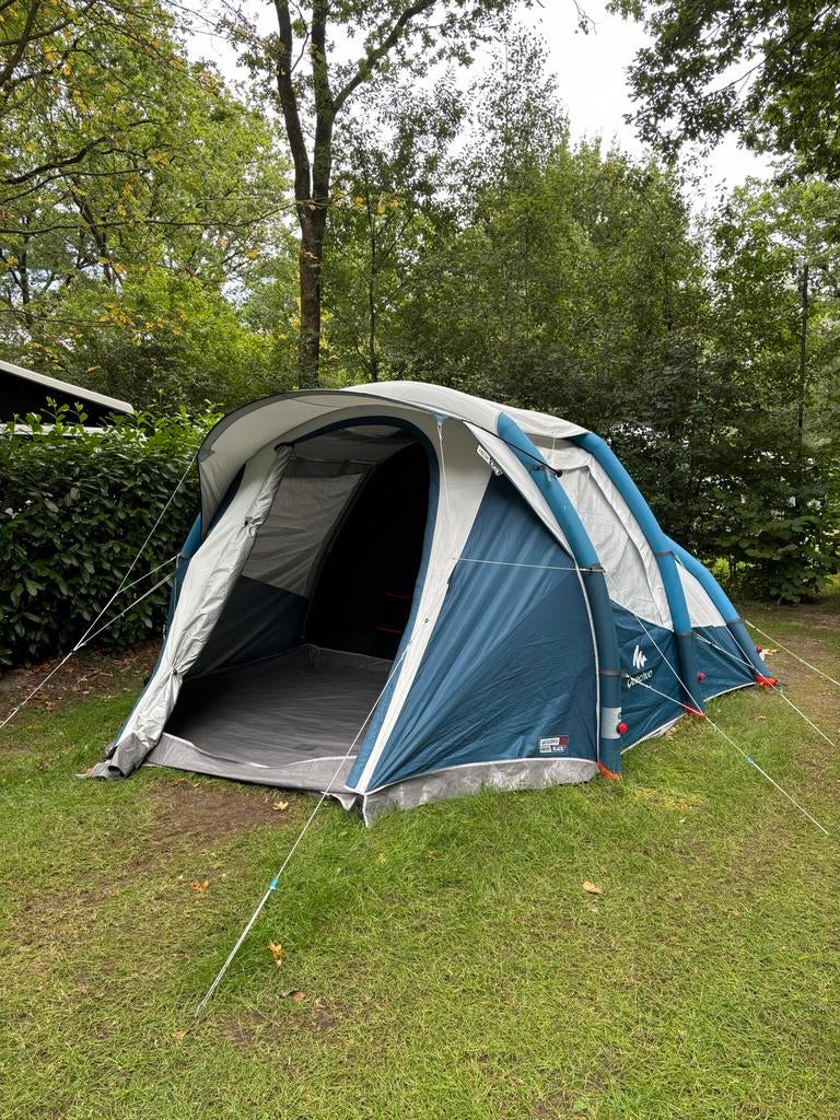 Quechua opblaasbare tent 4 pers.(Fresh & Black), Caravans en Kamperen, Ophalen, Gebruikt, Tot en met 4