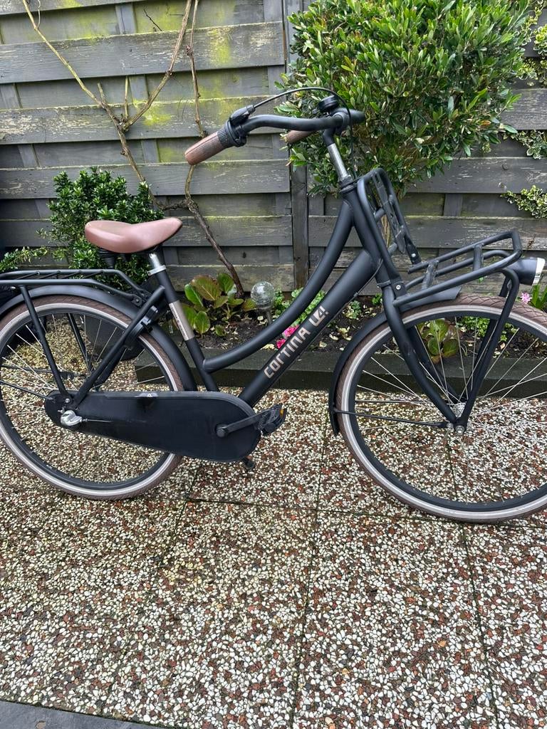 Meisjesfiets cortina 26 inch, Fietsen en Brommers, Fietsen | Meisjes, Ophalen of Verzenden, Gebruikt, 26 inch of meer, Versnellingen