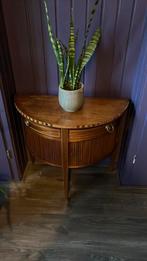 Prachtig brocante half rond tafeltje/ kastje, Ophalen