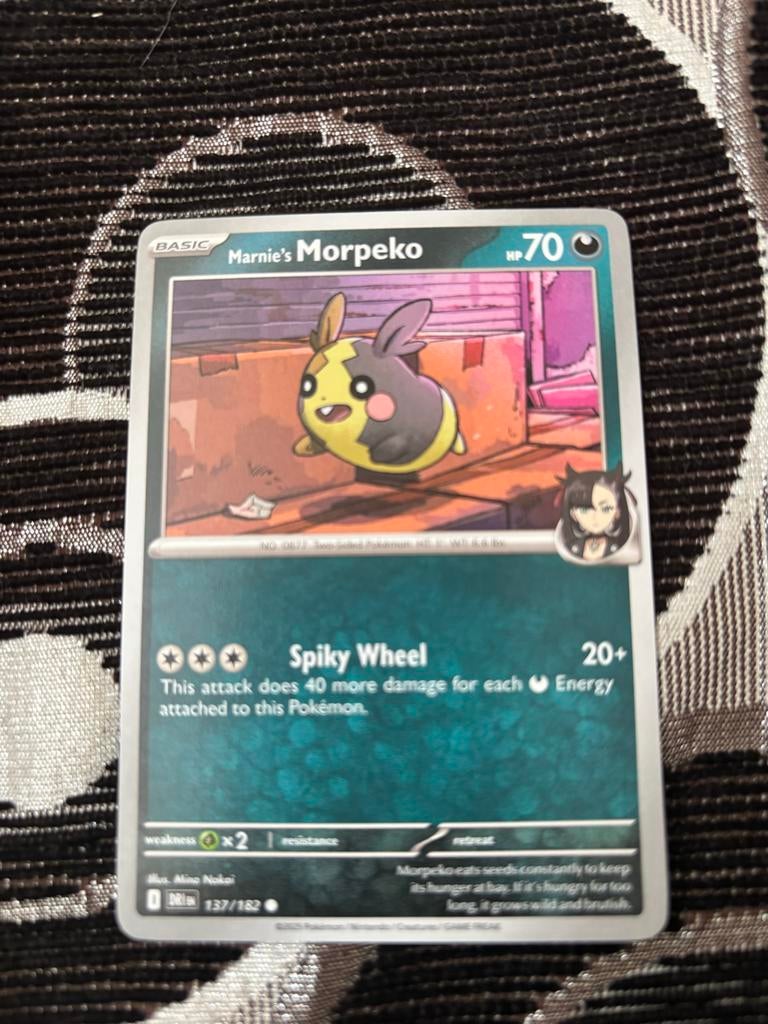Marnie's Morpeko Pokémon kaart, Hobby en Vrije tijd, Verzamelkaartspellen | Pokémon, Ophalen of Verzenden, Gebruikt, Losse kaart