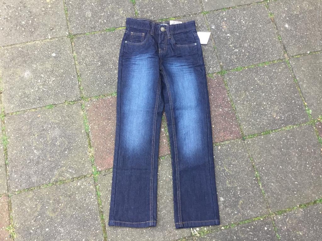 Nieuwe blauwe spijkerbroek maat 134 met verstelbare taille, Broek, Charles Vogele, Nieuw, Ophalen of Verzenden