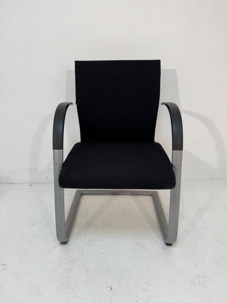 Partij Ahrend conferentiestoelen €59,- p/st, Doe-het-zelf en Verbouw, IJzerwaren en Bevestigingsmiddelen