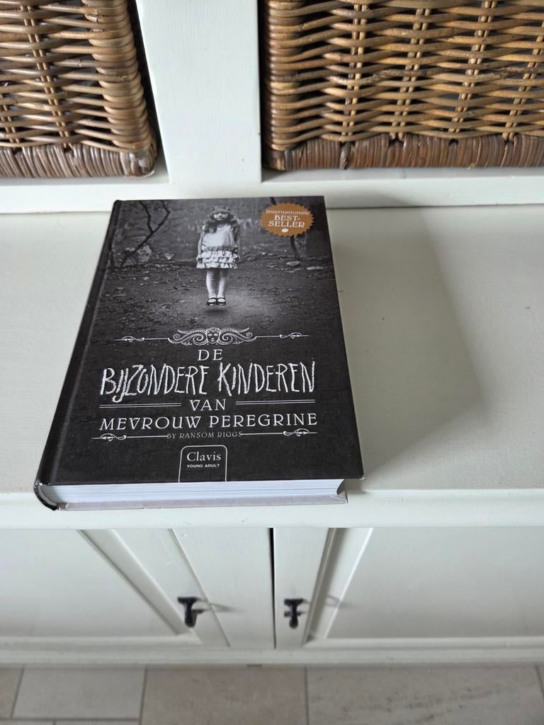 Ransom Riggs - De bijzondere kinderen van mevrouw Peregrine, Ophalen of Verzenden, Gelezen
