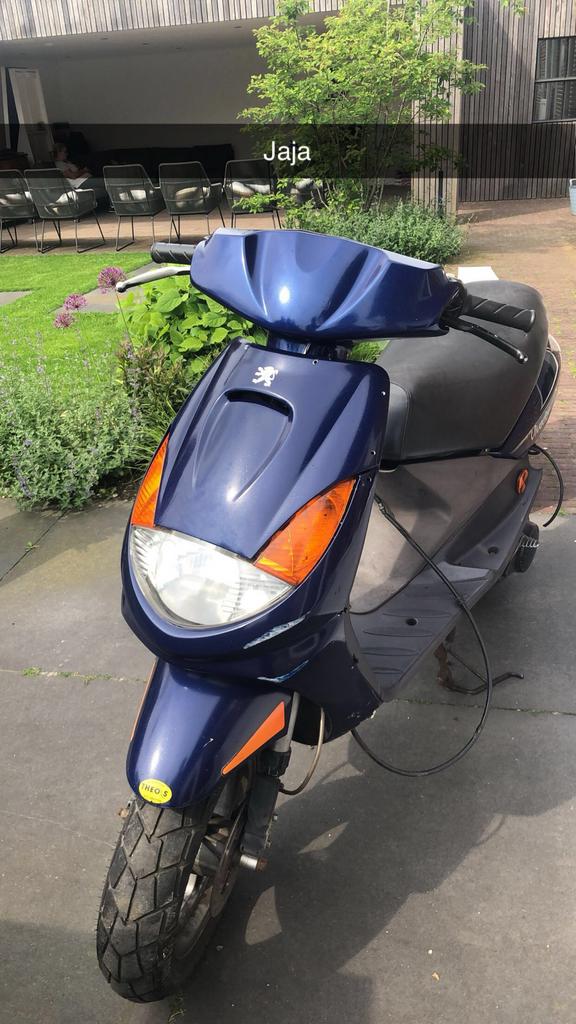 Peugeot Vivacity 2takt - Loopt niet, in onderdelen, Fietsen en Brommers, Ophalen, Gebruikt, Tweetakt, Vivacity