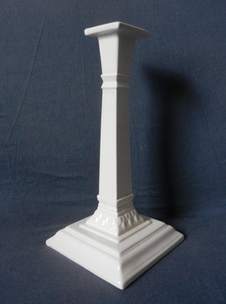 Klassieke vierkante kandelaar zgn. Leedsware Engeland h.22,9, Ophalen of Verzenden