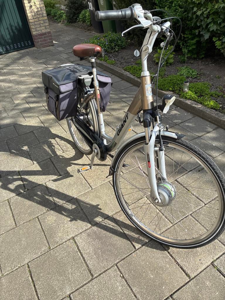 Giant Twist elektrische damesfiets maat M, Ophalen, Gebruikt, Giant, 51 tot 55 cm