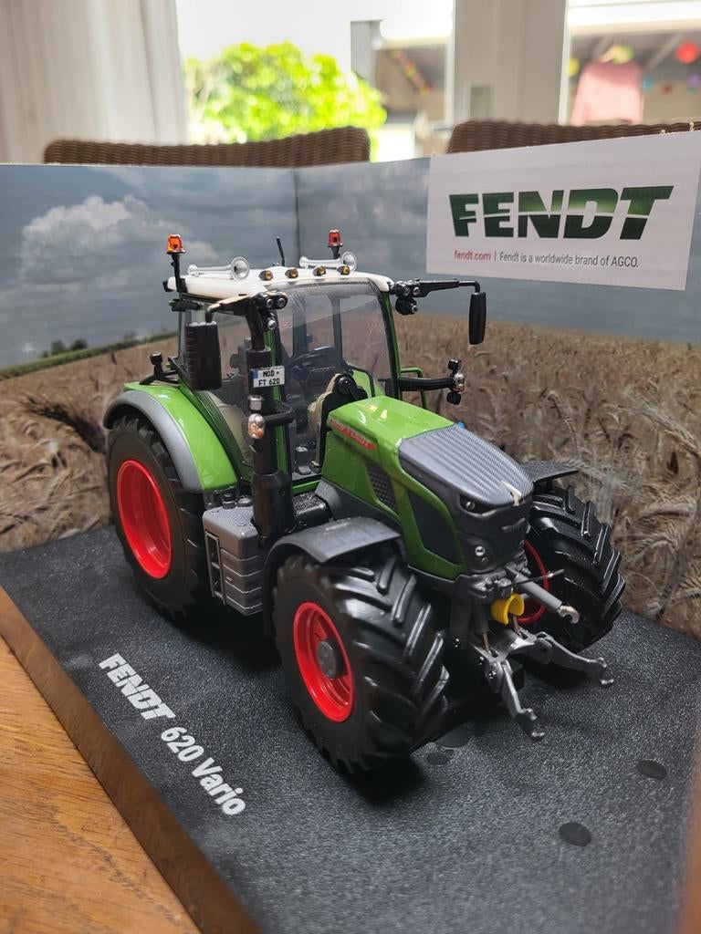 Fendt 620 vario verbouwd uh, Ophalen of Verzenden, Nieuw, Tractor of Landbouw, Universal Hobbies