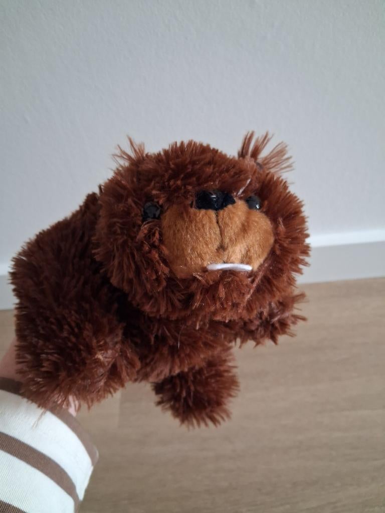 Knuffel handpop bever otter bruin L1333, Kinderen en Baby's, Speelgoed | Knuffels en Pluche, Ophalen of Verzenden, Zo goed als nieuw