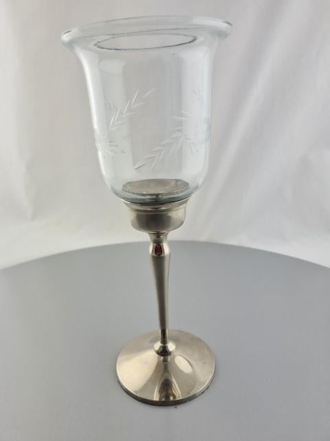 Windlicht geslepen glas met verzilverde voet, Overige materialen, Ophalen of Verzenden, Zo goed als nieuw, Kandelaar