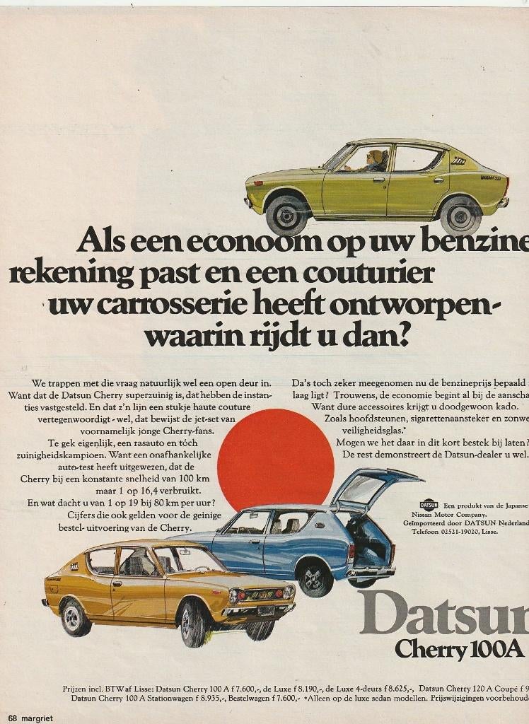 Retro reclame 1974 Datsun Cherry 100A auto de open deur, Verzenden, Overige typen