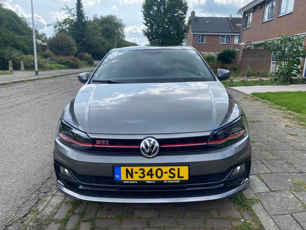 Volkswagen Polo 2.0 TSI 300pk 6-DSG 2018 Grijs, Auto's, Volkswagen, Automaat, Zwart, 4 cilinders, 1984 cc