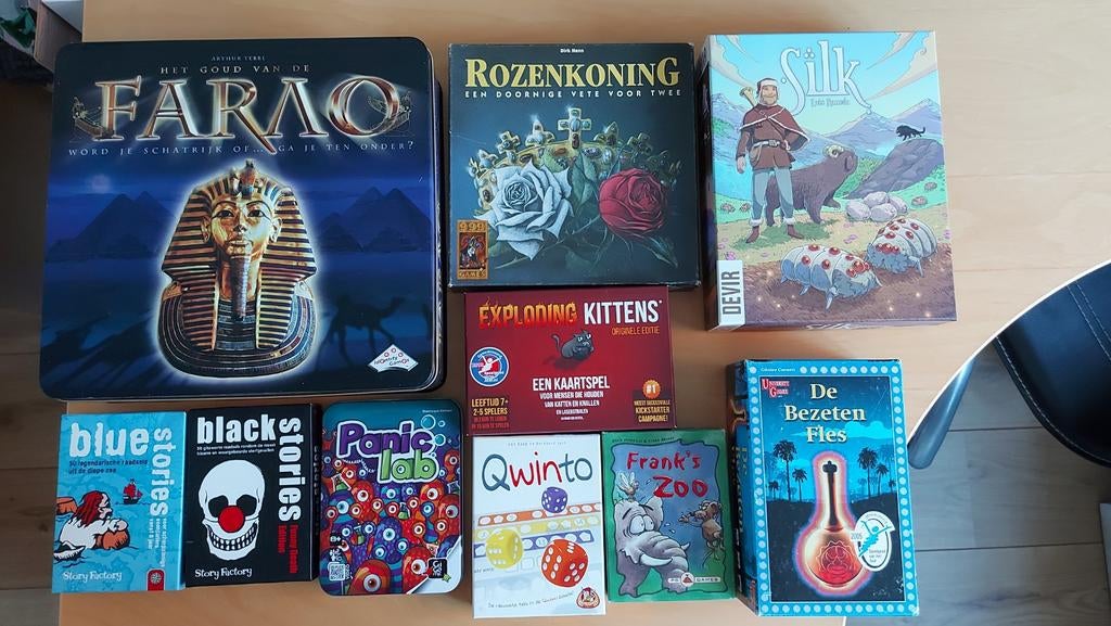 Bordspellen en Kaartspellen, Vijf spelers of meer, Ophalen of Verzenden, Zo goed als nieuw, 999 Games, Story Factory, Devir