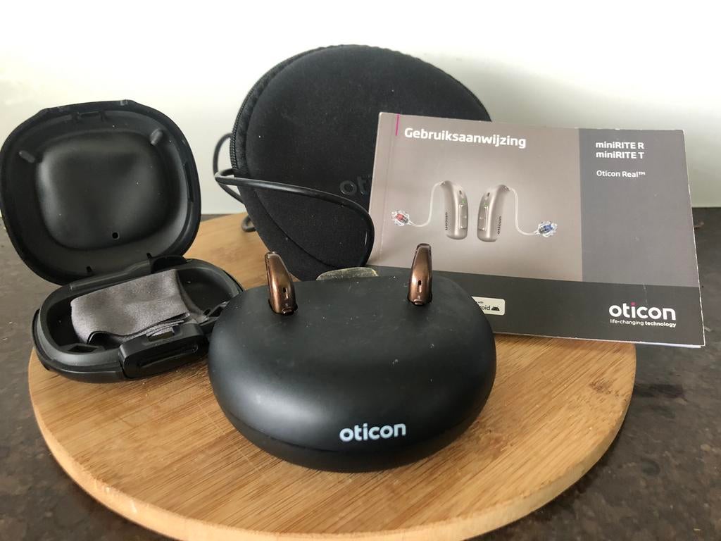 Bijna nieuwe Oticon Real1 hoortoestellen, Diversen, Verpleegmiddelen, Ophalen of Verzenden, Zo goed als nieuw