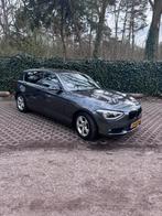 BMW 1-Serie 116I F20 5DR 2011 Grijs, Auto's, 1-Serie, Euro 5, 4 cilinders, Origineel Nederlands