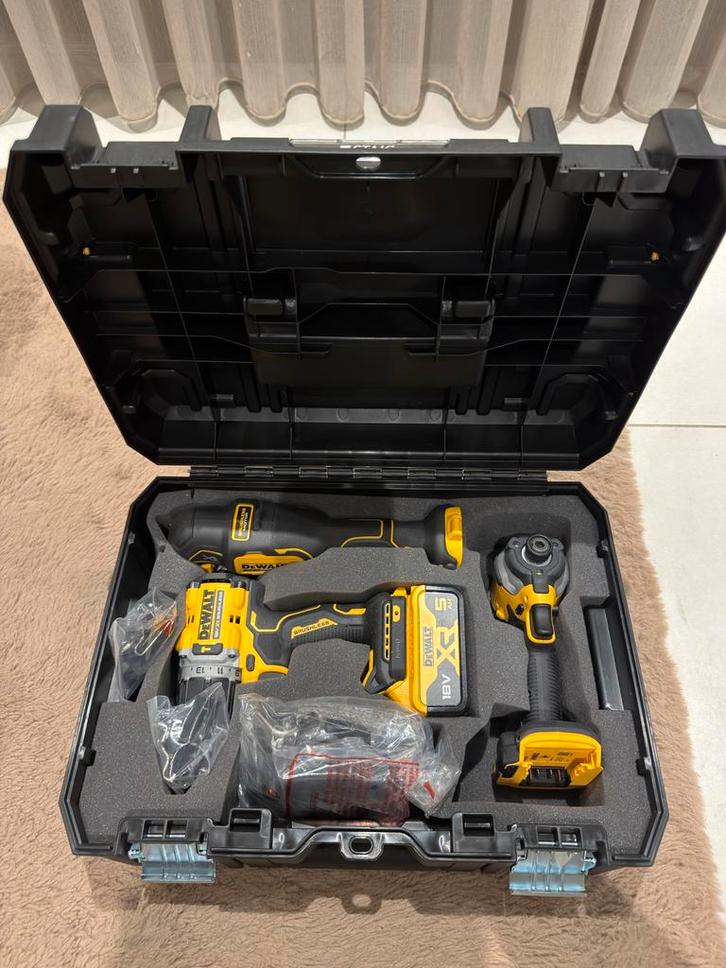 Dewalt Dcf850, Dcd805, Dcb184, Dcs355 Set in Doos, Doe-het-zelf en Verbouw, Gereedschap | Boormachines, Gebruikt, Boor- en Schroefmachine