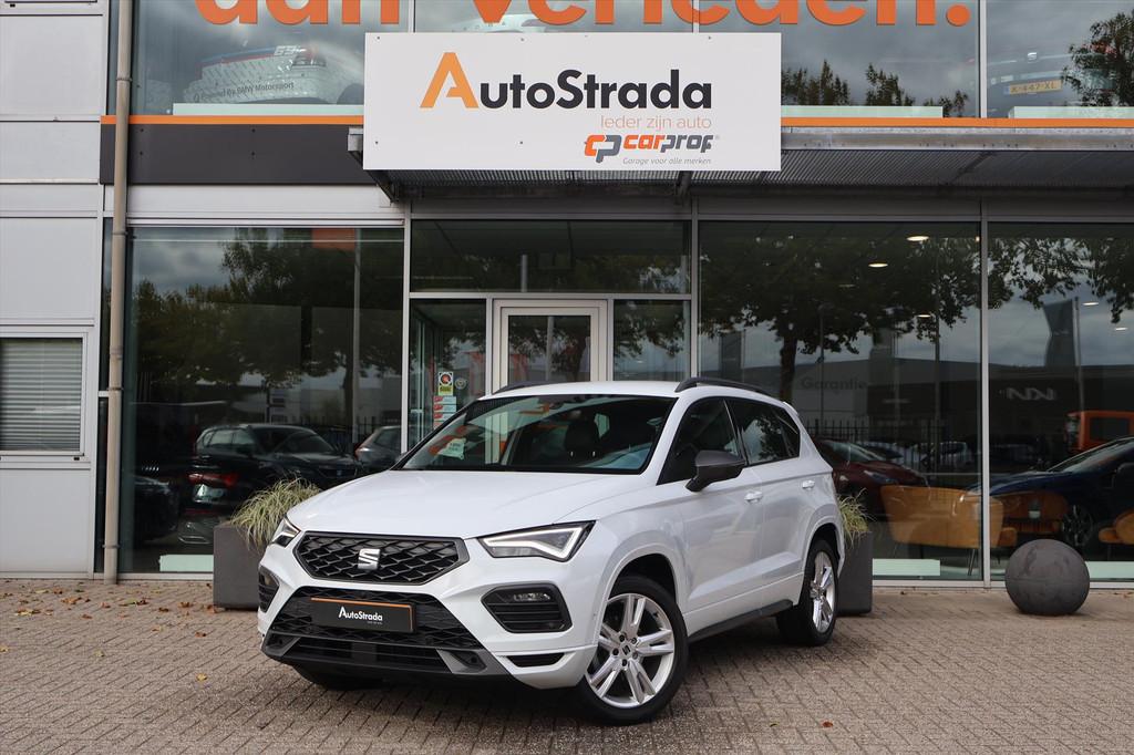Seat Ateca 1.5 TSI FR Business Intense 150pk I Carplay I Nav, Auto's, Seat, Keurmerk '100% Onderhouden', 4 cilinders, Wit, Origineel Nederlands