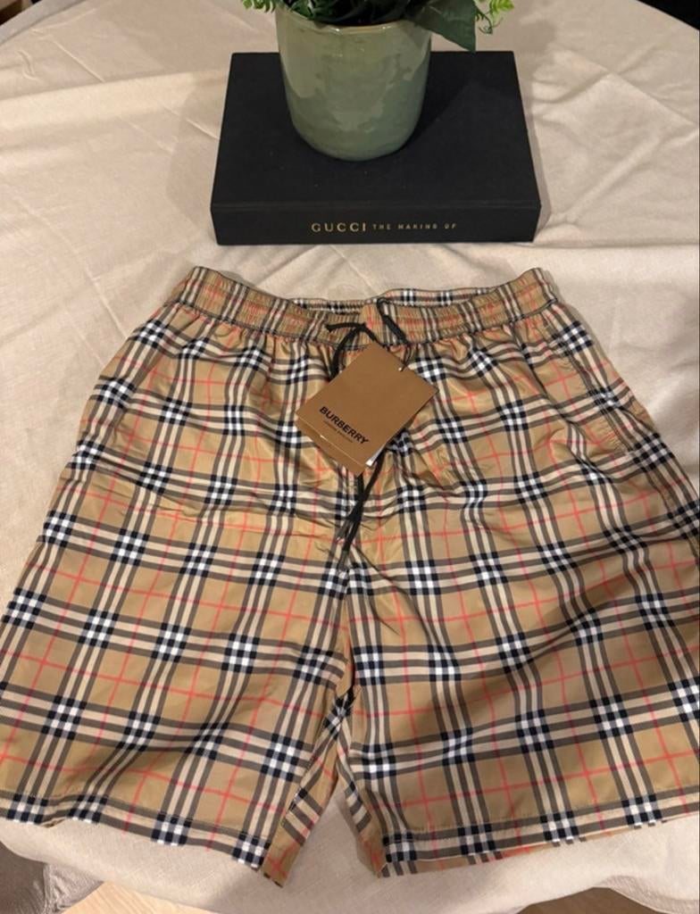 Burberry zwemshort, Kleding | Heren, Badmode en Zwemkleding, Ophalen of Verzenden, Overige maten, Beige, Zwemshort