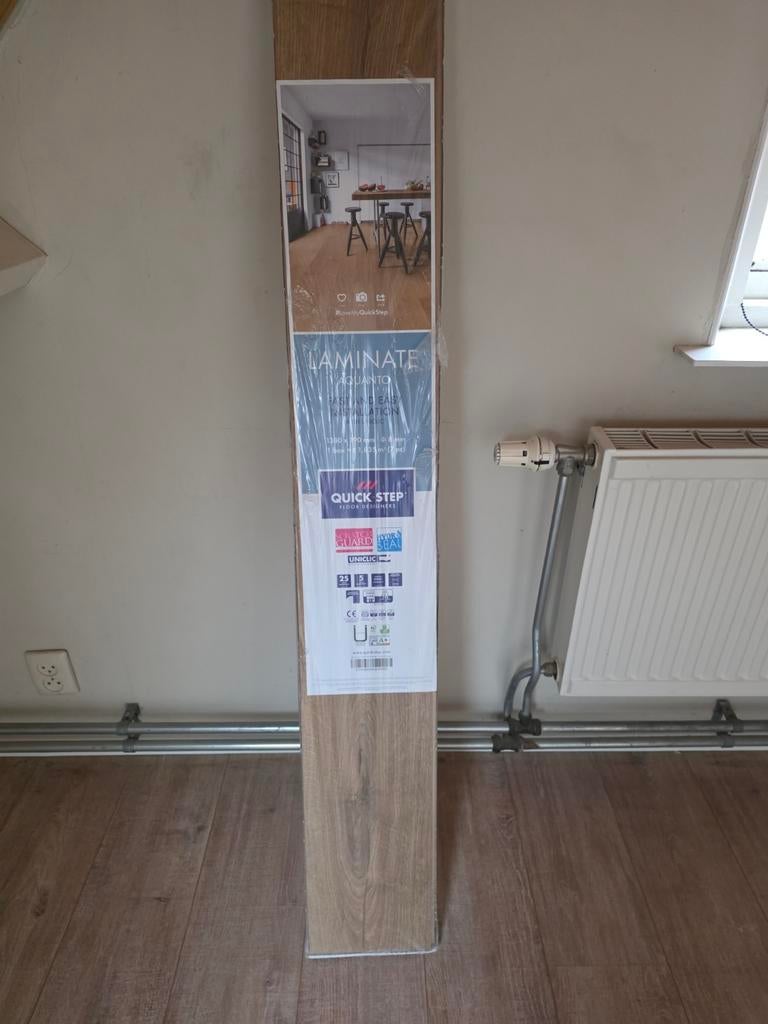 1 pak Quick-Step laminaat, Huis en Inrichting, Stoffering | Vloerbedekking, Ophalen, Nieuw, Laminaat