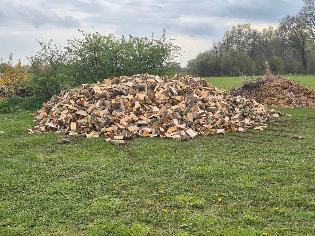 Haardhout mix: Eik, Berk, Els, Wilg, Acacia, Tuin en Terras, Haardhout, 6 m³ of meer, Ophalen