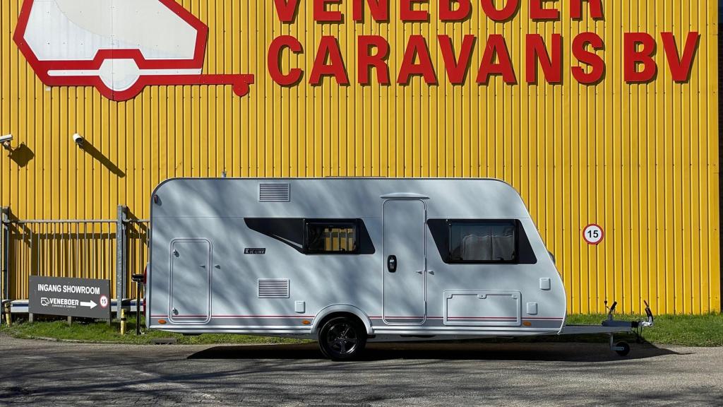 Bürstner Premio 495 TK IC-Line, Dwarsbed, Bedrijf, Treinzit, Bürstner