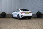 Audi A3 Limousine 35 TFSI 3x S-Line 150PK Trekh|Zwart optiek, 150 pk, Leder en Stof, Wit, Bedrijf
