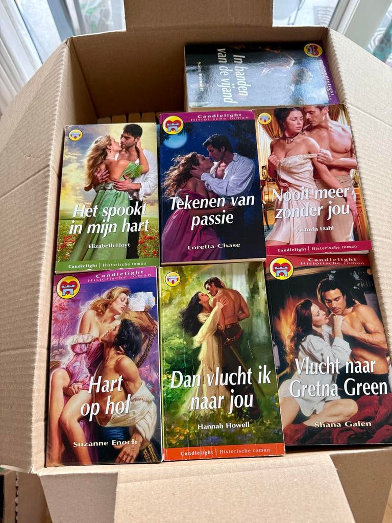 Partij van 100 Candlelight Historische Romans, Ophalen of Verzenden, Gelezen