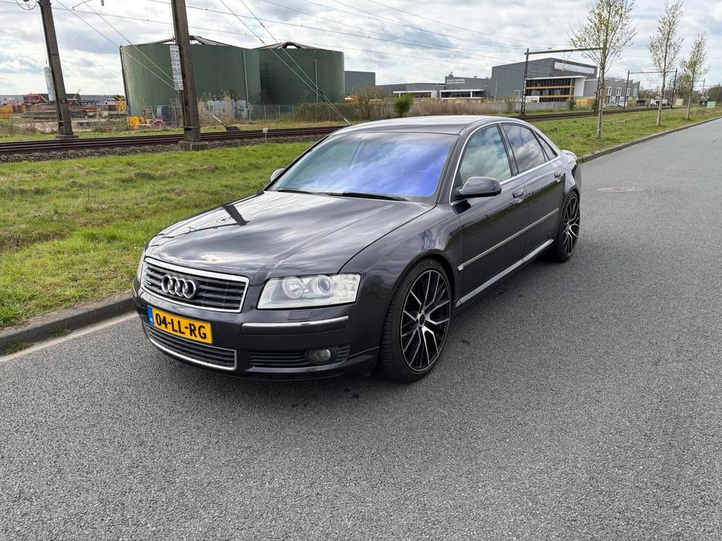 Audi A8 4.2 Quattro 246KW AUT 2003 Grijs, Auto's, Automaat, 4172 cc, 8 cilinders, Origineel Nederlands