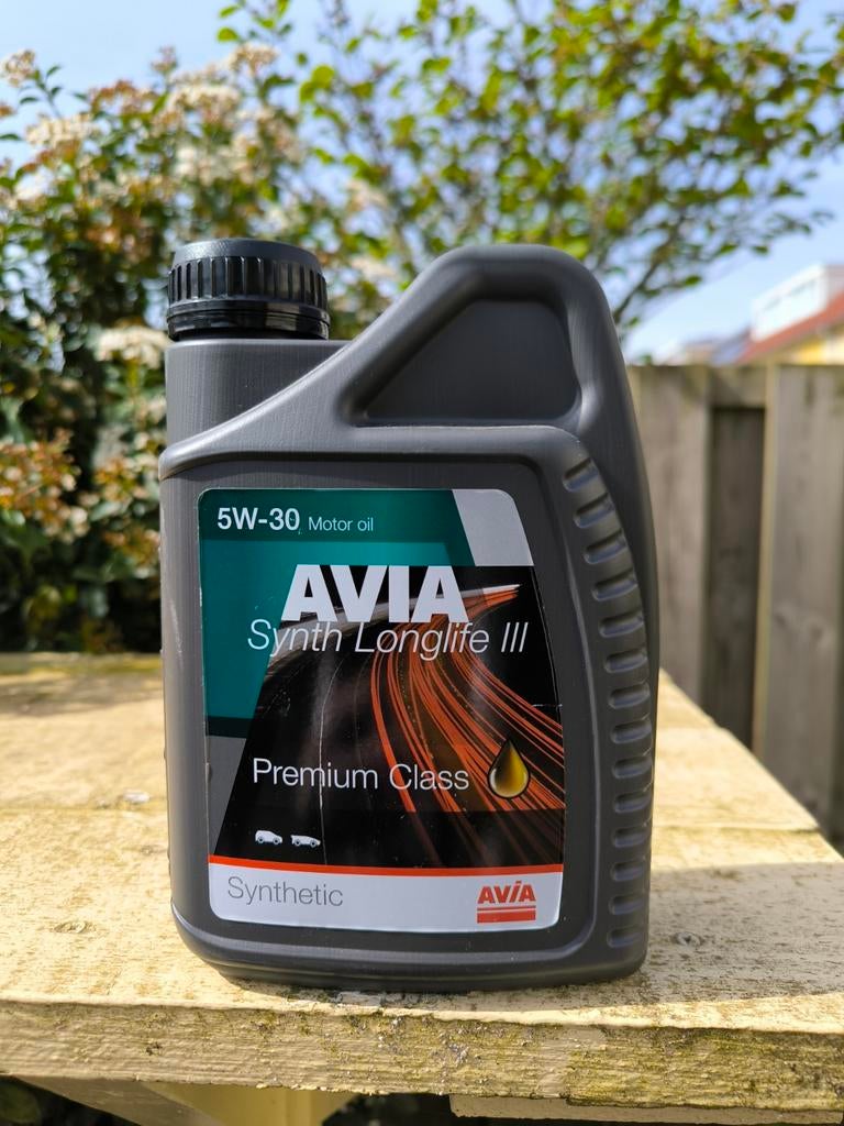 Avia 5W-30 motorolie Synth Longlife III, Ophalen of Verzenden