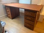 Vintage houten bureau met ladeblokken, Ophalen of Verzenden