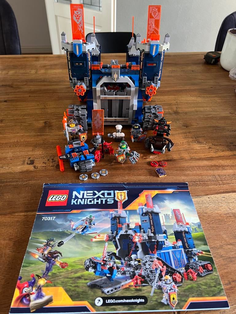 Lego Nexo Knights 70317, Ophalen of Verzenden, Gebruikt