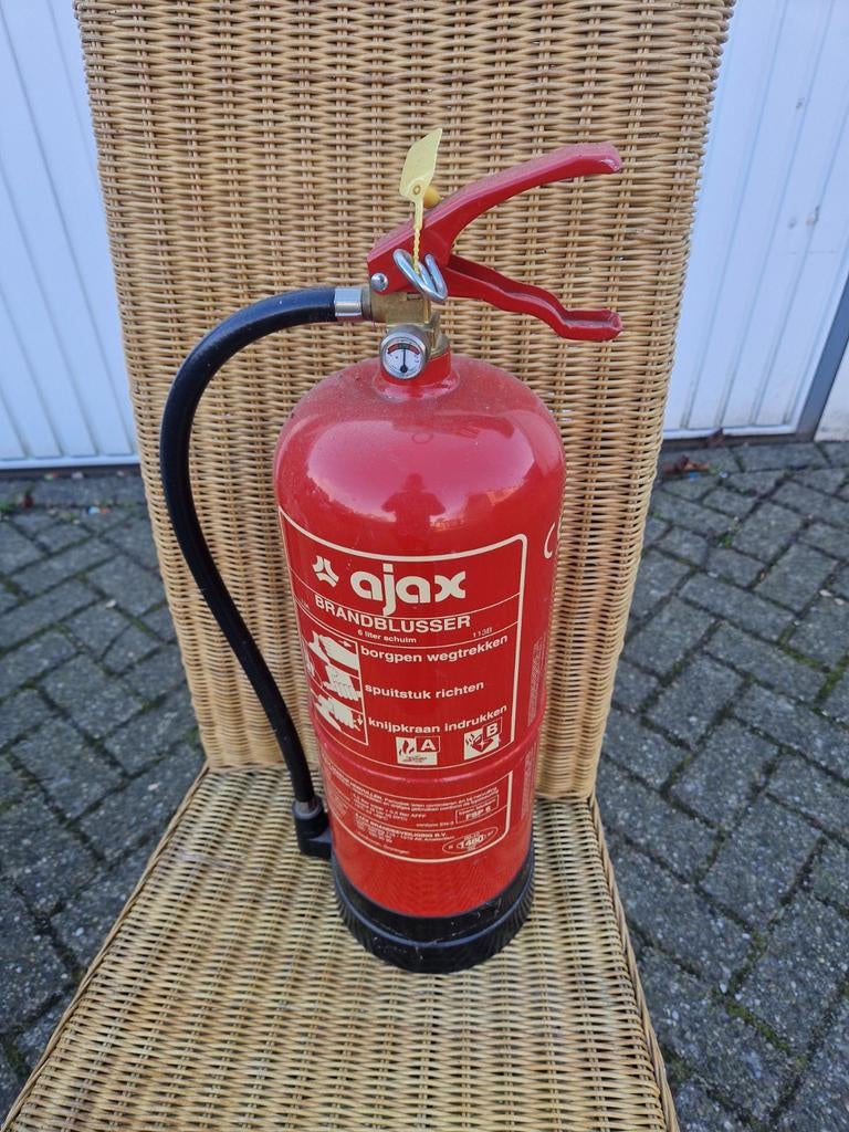 Brandblusser, Ophalen