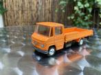 Cursor Mercedes Benz pickup model 1267 oranje, Hobby en Vrije tijd, Modelauto's | 1:43, Ophalen of Verzenden, Gebruikt, Bus of Vrachtwagen