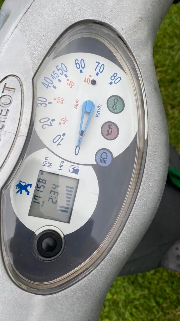 peugeot looxer 50cc, Fietsen en Brommers, Brommers | Peugeot, Gebruikt, Ophalen