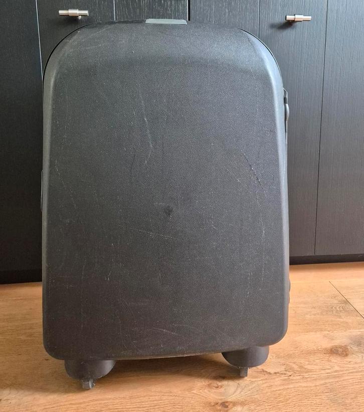 Grote Hero Travel Koffer 72cm  gratis af te halen, Sieraden, Tassen en Uiterlijk, Koffers, Ophalen