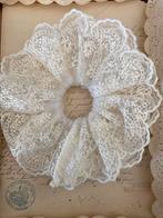 Brocante 4 laags kanten kraag voor paspop, Antiek en Kunst, Ophalen of Verzenden