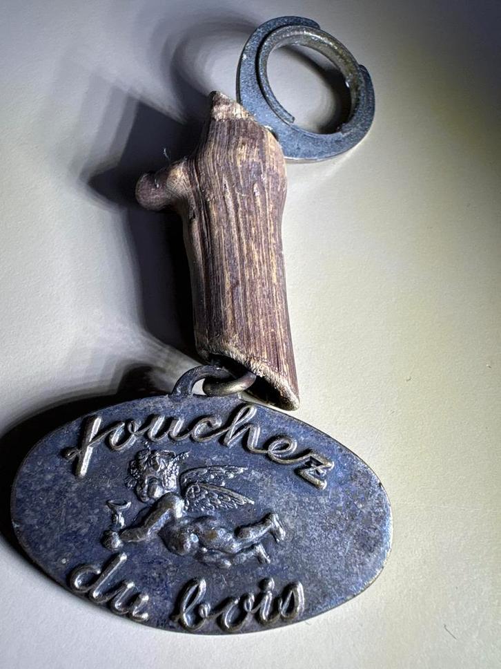 Vintage Sleutelhanger Foucher du Bois & Rouyer Cognac, Verzamelen, Sleutelhangers, Gebruikt, Merk, Ophalen of Verzenden