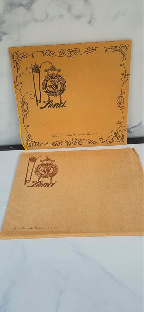 Lenci Poppen Boek - Vintage Collectie, Antiek en Kunst, Antiek | Speelgoed, Ophalen of Verzenden