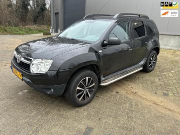 Dacia Duster 1.6 Lauréate 2WD Airco DAB+ Trekhaak beschikbaar voor biedingen