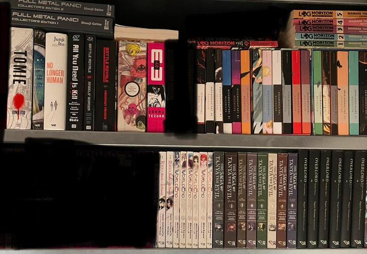 Grote manga verkoop (Promised Neverland, Mob Psycho, etc), Boeken, Strips | Comics, Zo goed als nieuw, Meerdere comics, Japan (Manga)