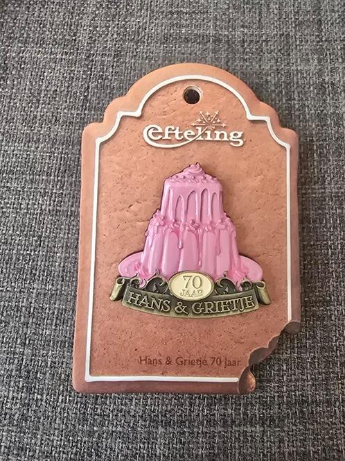 Efteling pin: Hans & Grietje 70 jaar geurende pin, Verzamelen, Efteling, Nieuw, Button of Speldje, Ophalen of Verzenden