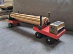 vintage vrachtwagen met hout, Antiek en Kunst, Antiek | Speelgoed, Ophalen of Verzenden